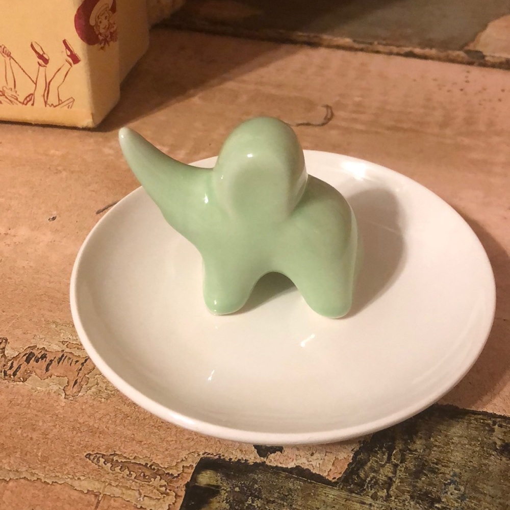 Elephant trinket dish